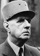 O presidente francês De Gaulle renuncia ao cargo, após eleitores rejeitarem, em um plebiscito, importantes reformas governamentais