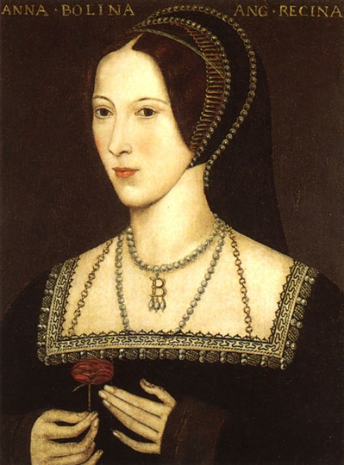 É anulado o casamento do rei Henrique VIII com Catarina de Aragão. Cinco dias depois, o arcebispo de Canterbury Thomas Cranmer declarou o casamento de Henrique VIII e Ana Bolena válido.