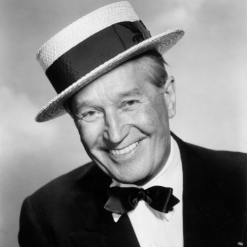 Morre Maurice Chevalier, ator e cantor francês