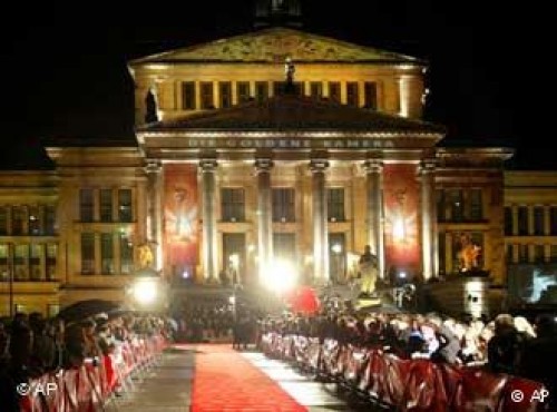 Inauguração do Teatro Schauspielhaus em Berlim