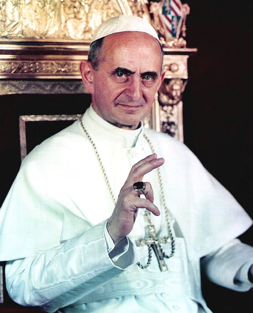 O Papa Paulo VI edita encíclica denominada Sacerdotalis Caelibatus, reafirmando o celibato sacerdotal.